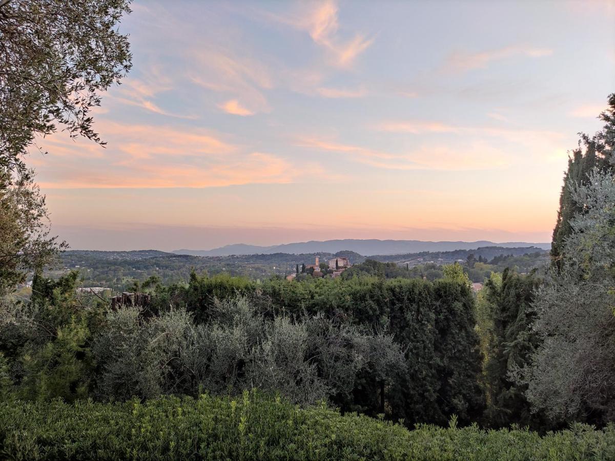 Apartment Cezanne With Heated Pool And Private Garden Chateauneuf-Grasse 外观 照片